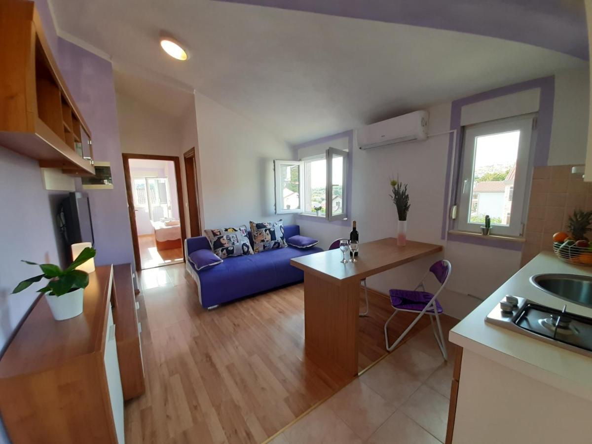 Holiday Beach House Appartement Grebaštica Buitenkant foto
