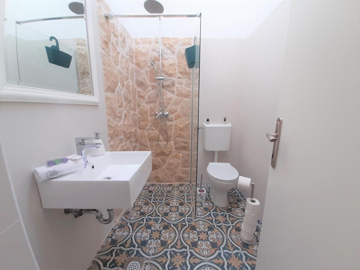 Holiday Beach House Appartement Grebaštica Buitenkant foto
