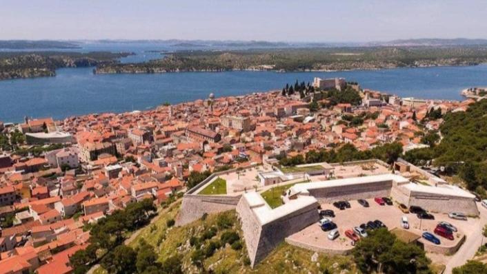 Holiday Beach House Appartement Grebaštica Buitenkant foto